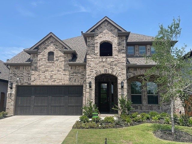 1st image of 1613 Alexander Dr