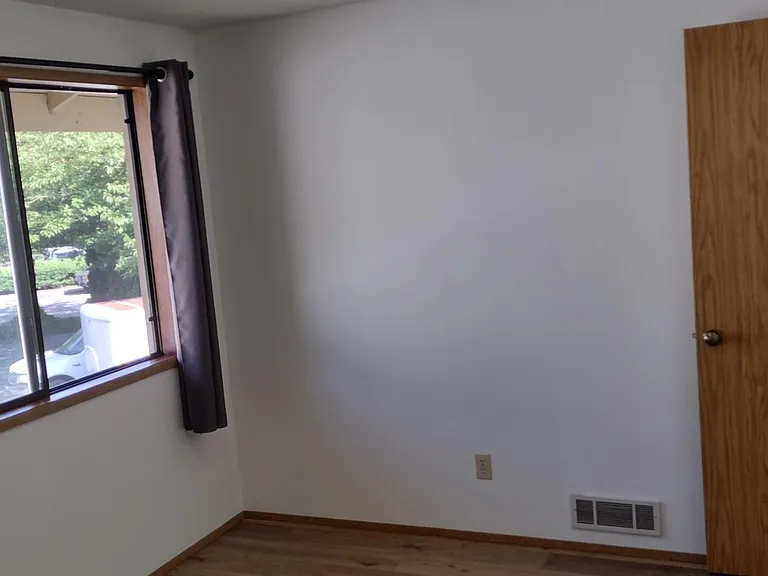 423 Healy Ave S #3 — Photo 16