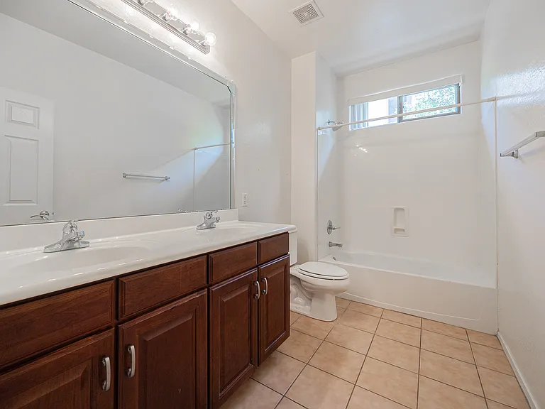 15268 W Coolidge St — Photo 25