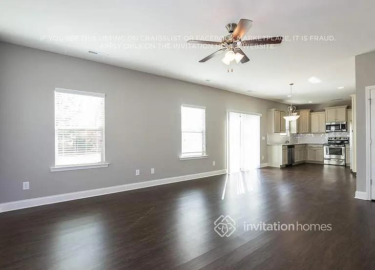 5318 Roberta Crossing Dr — Photo 4