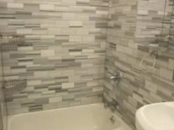 410 East 13th Street image 3 of 4