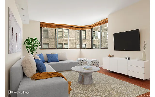 Rented by Douglas Elliman | media 27