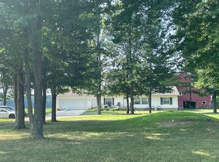 695 Holt Rd, Mason, MI 48854