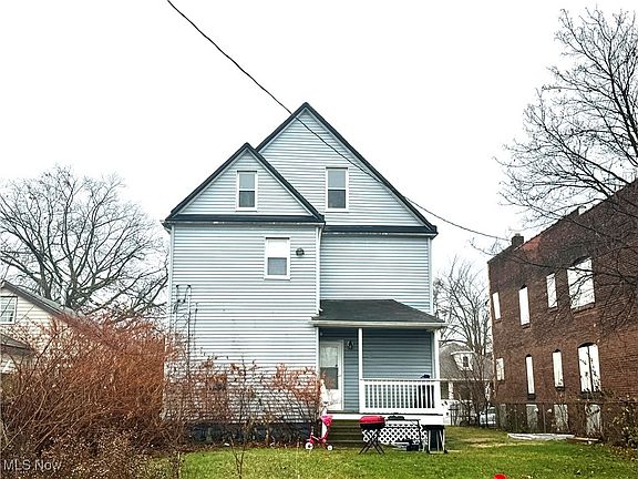 4th image of 6000 Wakefield Ave