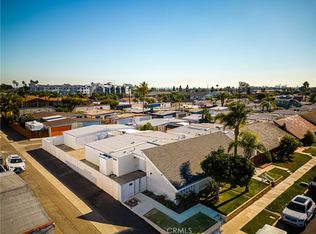1924 Alsuna Ln, Huntington Beach, CA 92648