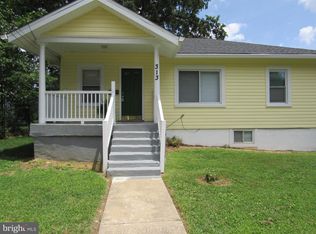 313 44th St NE, Washington, DC 20019