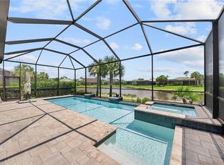 9811 Everglades DR, NAPLES, FL 34120