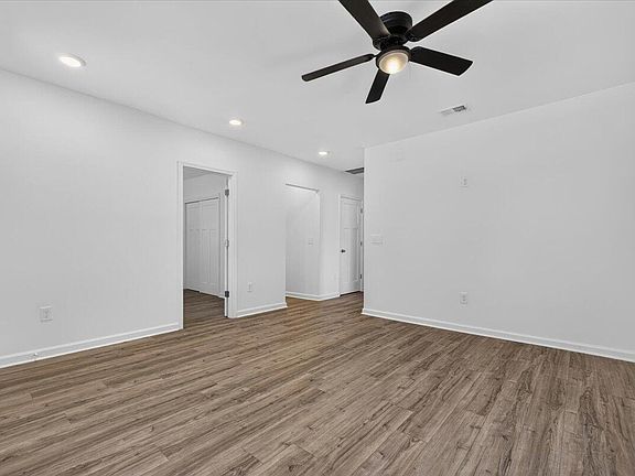 5th image of 2029 Saint Francis St