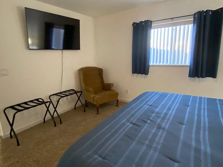 2834 Holiday Dr — Photo 20