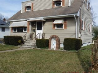 13 S 4th Ave, Manville, NJ 08835