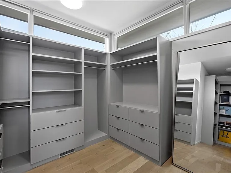 715 Ralph McGill Blvd NE — Photo 31