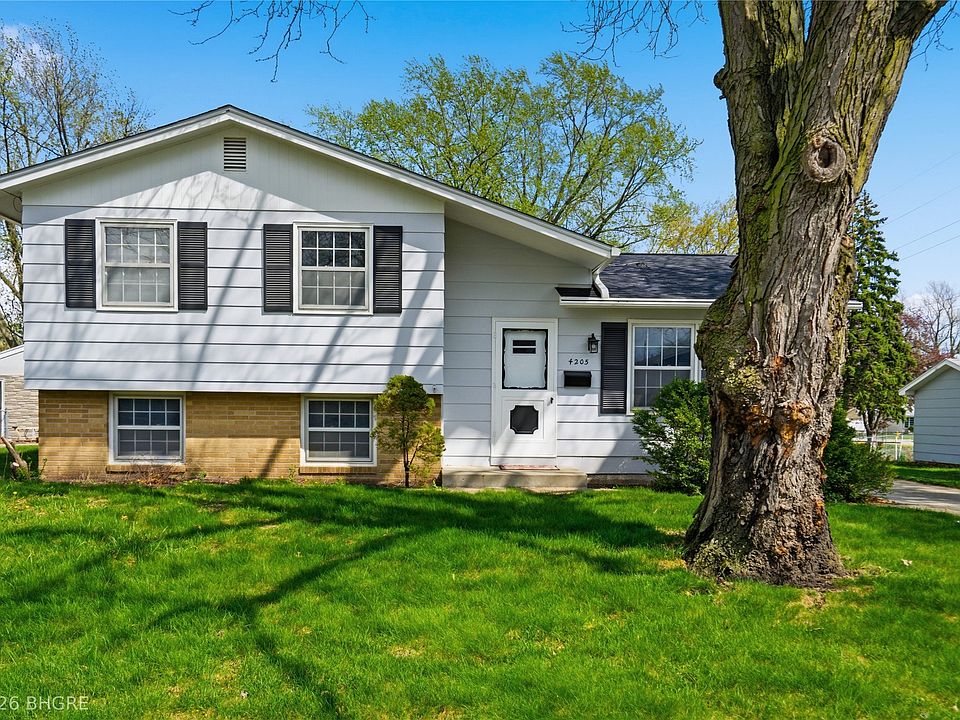1st image of 4205 67th St