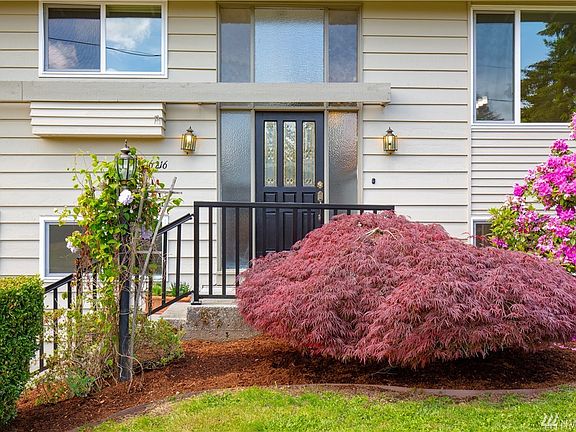 3rd image of 16216 NE 19th Pl