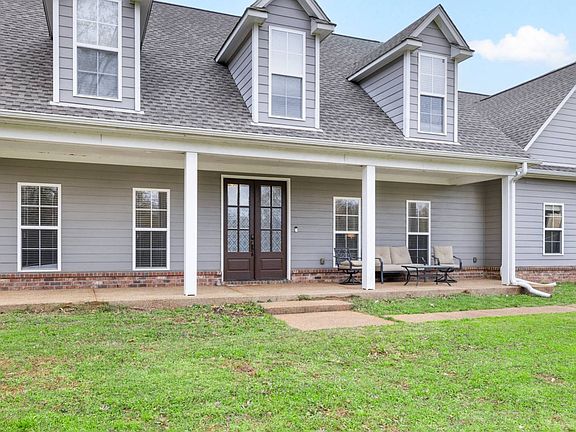4th image of 504 Bankston Rd