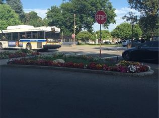 860 Palmer Rd APT 1F, Bronxville, NY 10708