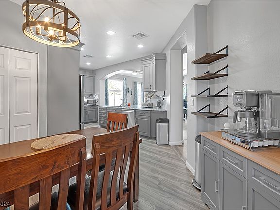 5th image of 5508 Galena Point St