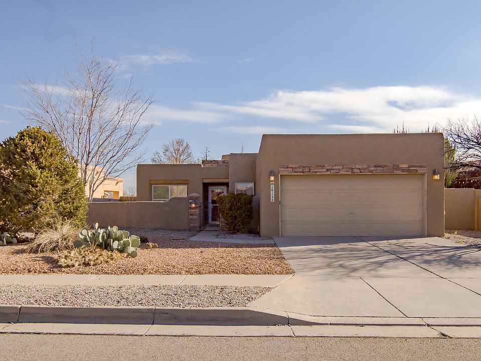 1st image of 10124 Arroyo Crest Dr NW