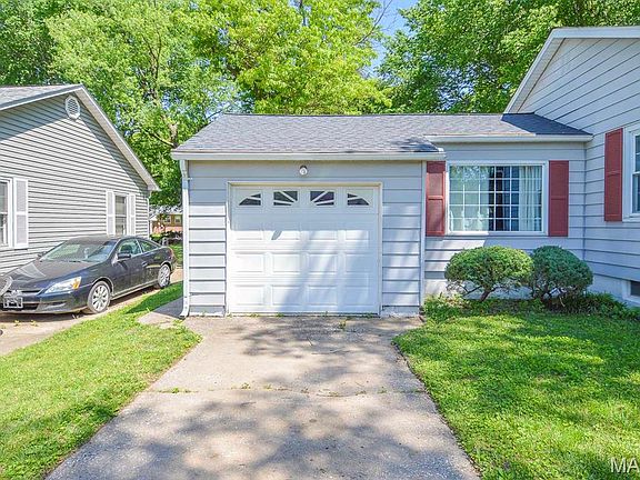 5th image of 2029 Manley Ave
