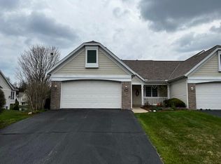 326 Timberlake Dr E, Holland, MI 49424