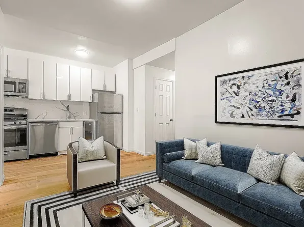 1875 Lexington Ave, New York, NY