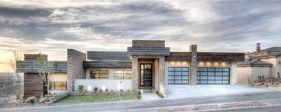 1st image of 375 Rocky Pointe Dr