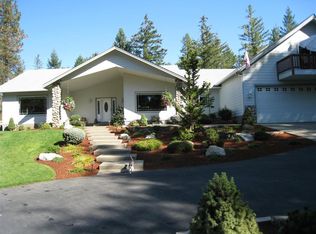 255 Whitestone Dr, Grants Pass, OR 97527