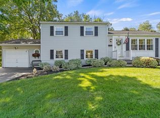 40 Picturesque Dr, Rochester, NY 14616