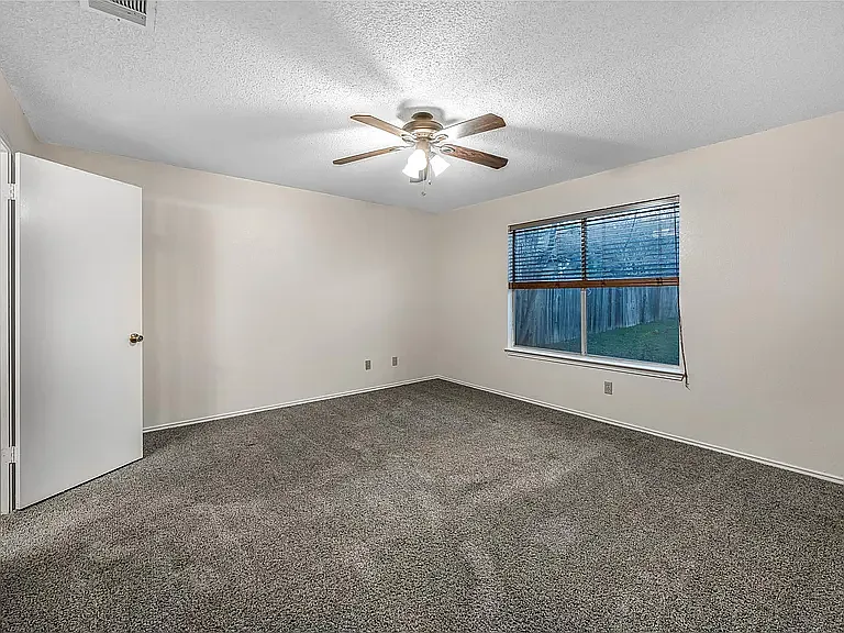 8802 Peppergrass Cv — Photo 6