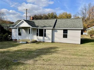 300 W Springfield Rd, High Point, NC 27263