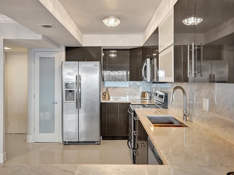 3430 Galt Ocean Dr #202 — Photo 24