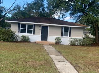 2158 Brogdon St, Savannah, GA 31406