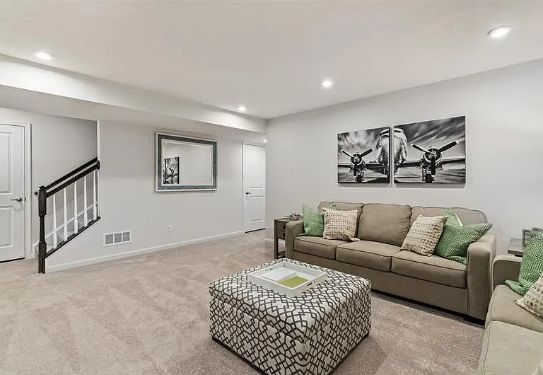 204 Dana Dr — Photo 22