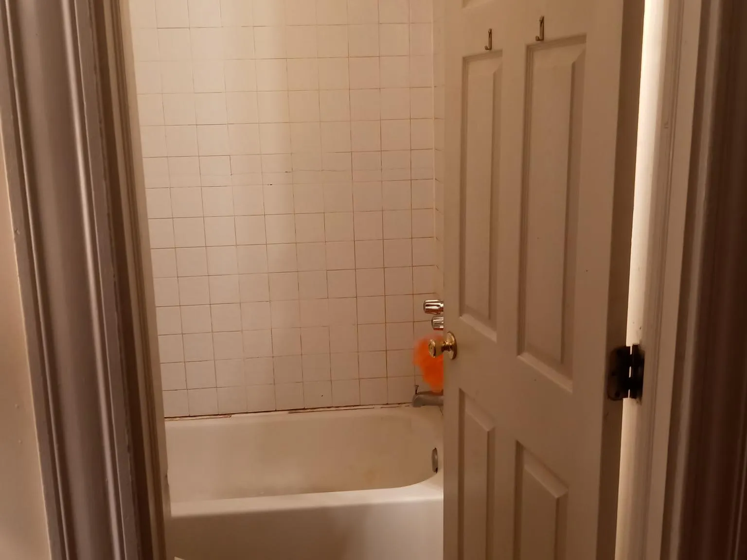 2 bed, 1.5 bath, $1,400 — Photo 2