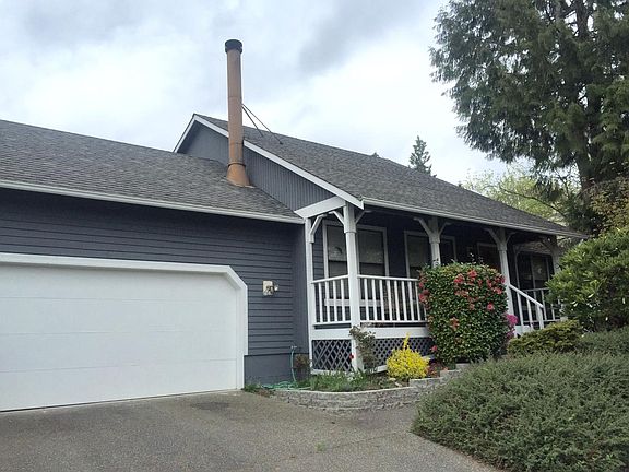 3rd image of 1225 Oakcreek Pl NW