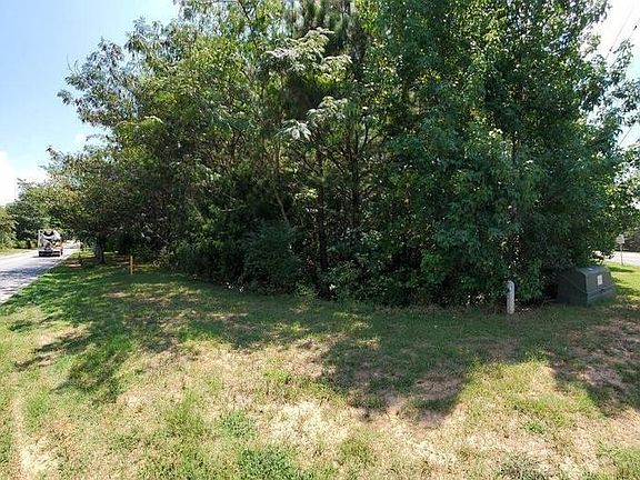 5th image of 7875 Bohannon Rd