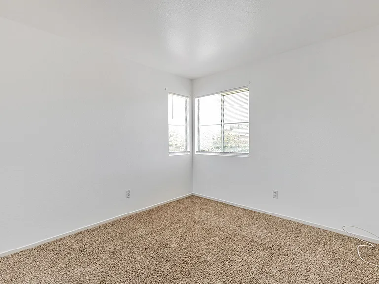 4405 Fall Ln — Photo 21