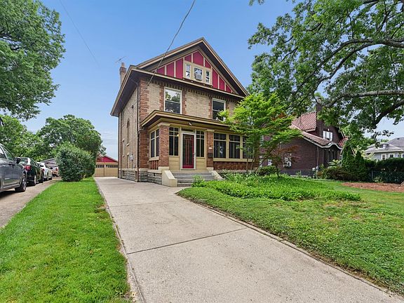 4th image of 3546 Epworth Ave