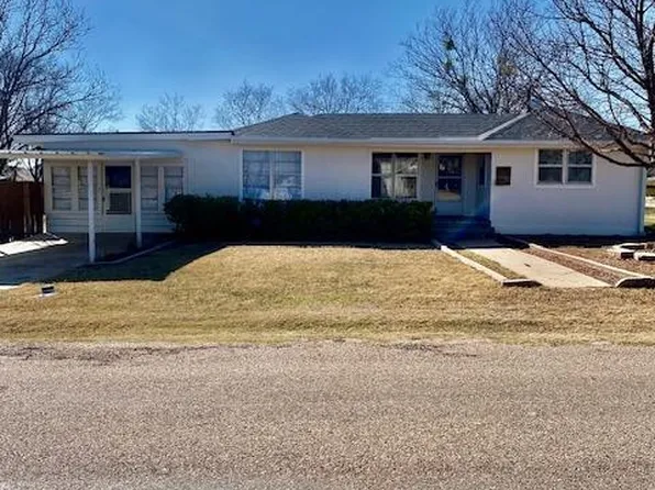309 Ferguson St, Miles, TX 76861