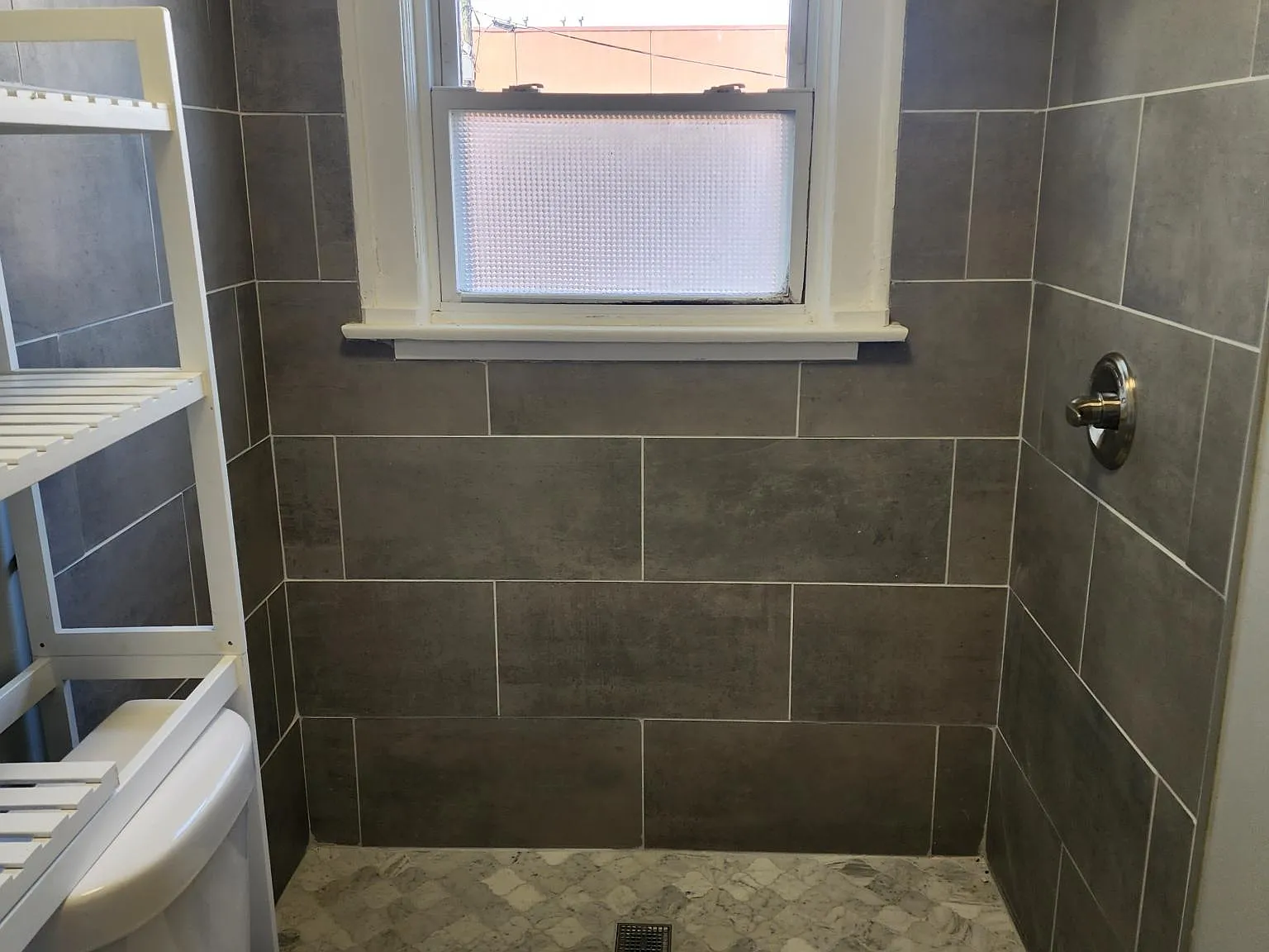 Studio, 650 sqft, $900 — Photo 3