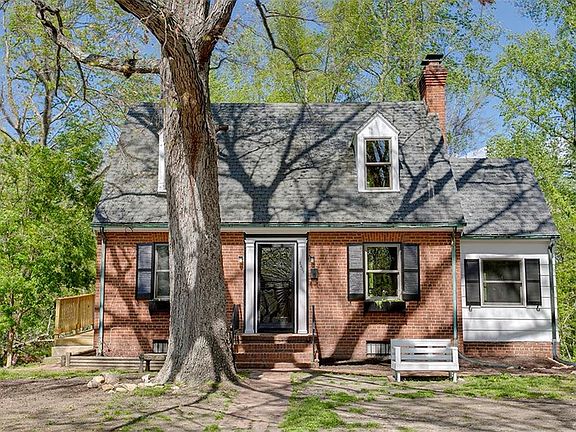 2nd image of 2407 Farrand Dr