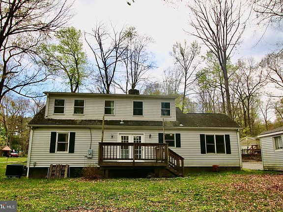 2nd image of 18300 Woodland Dr