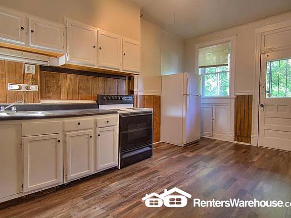 4th image of 4223 Red Bud Ave Floor 1