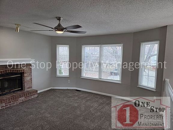 5th image of 610 SE Steeple Ln