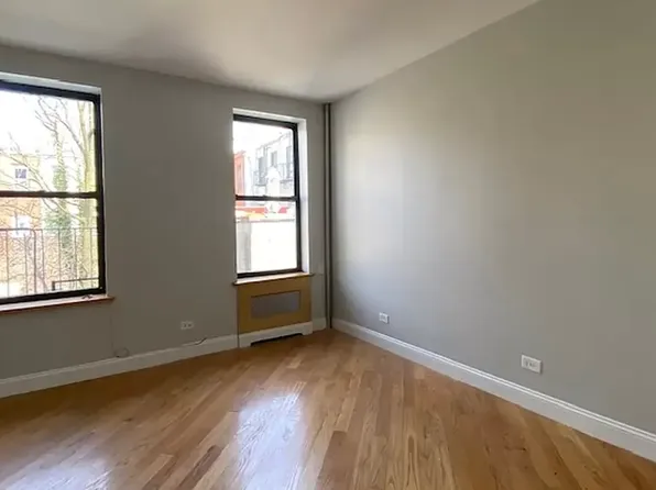 343 East 115th Street image 1 of 7