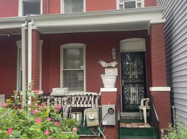 786 Lamont St NW, Washington, DC 20010