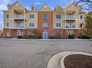 200 Fountains Ln APT 303, Poquoson, VA 23662