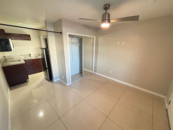 5th image of 1401 E Carson Ave #6