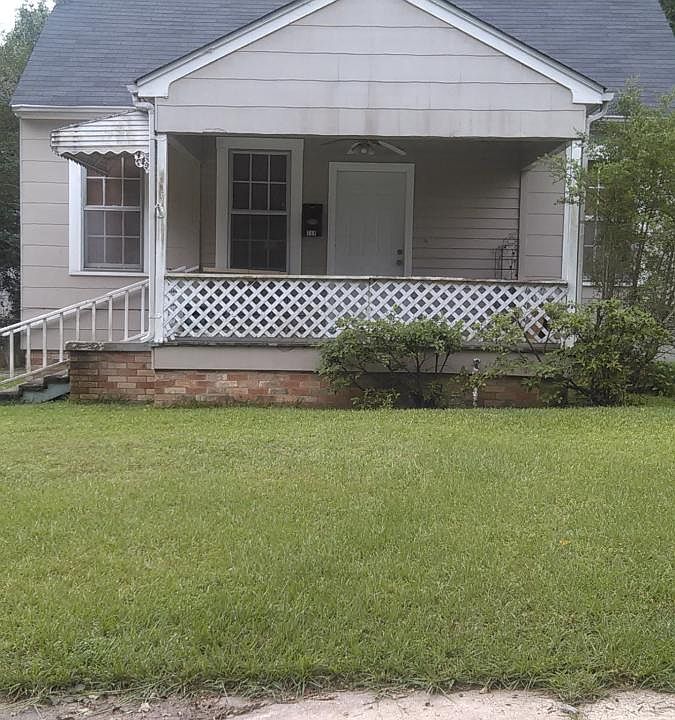 1st image of 717 Boulevard St