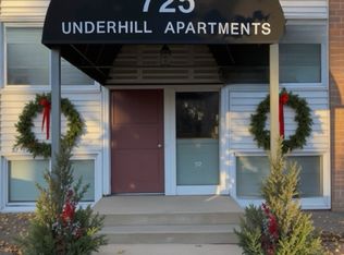 725 Wayzata Blvd E APT 9, Wayzata, MN 55391