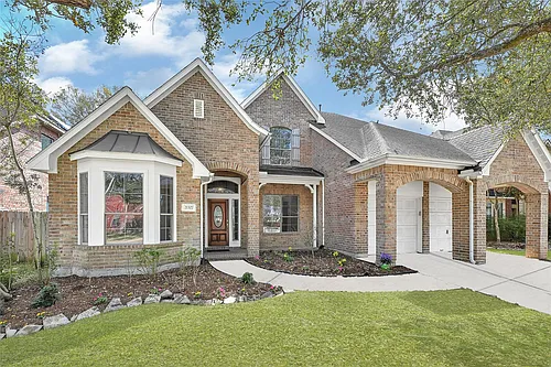 21327 Pennshore Ln Photo 1